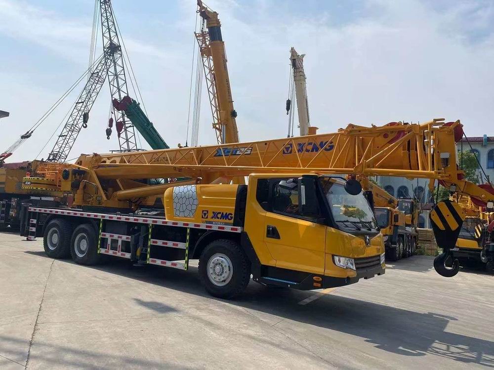 Truck Cranes